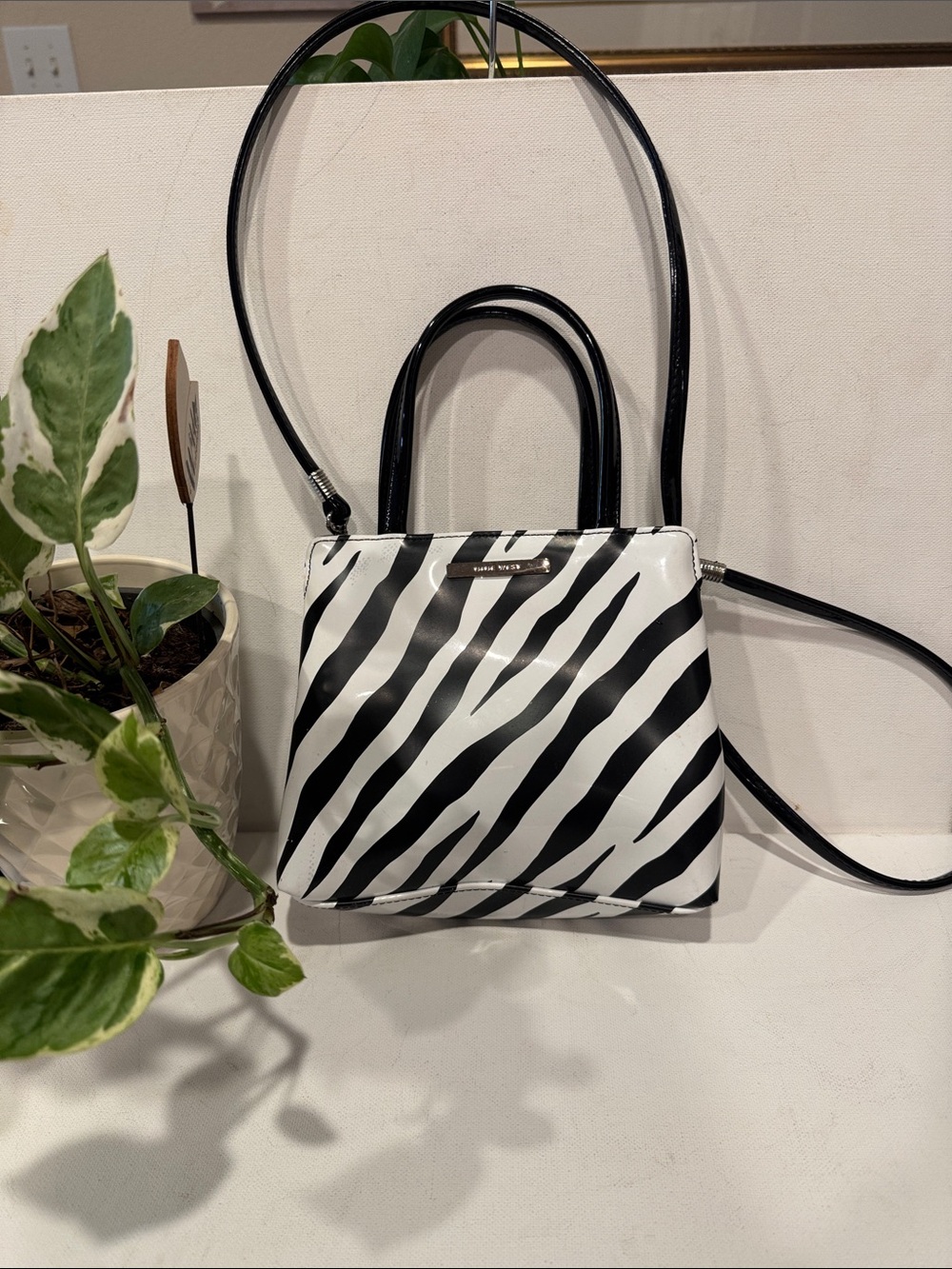 VINTAGE Nine West Black and White Zebra Crossbody Bag